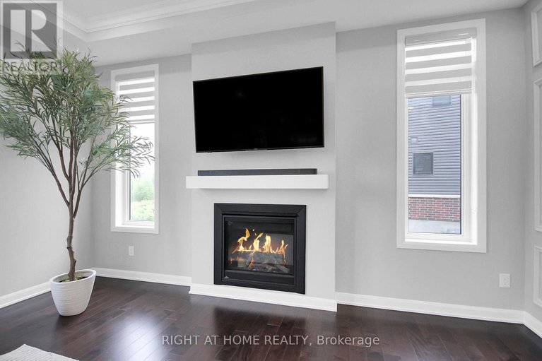 28597120/42-conch-way/mahogany-community/ottawa/ontario/K4M0M4_28