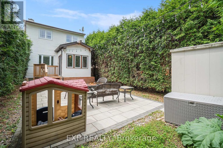 28430492/5-benlark-road/on-the-green/ottawa/ontario/K2J2L5_36