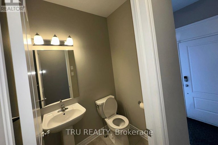 29338433/130-eric-maloney-way/blossom-parkkemp-parkfindlay-creek/ottawa/ontario/K1T0R1_4