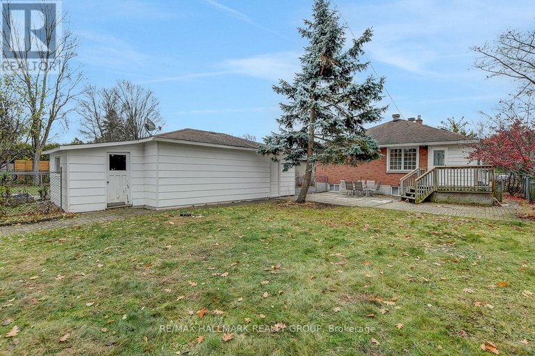 29145241/13-dunham-street/cardinal-heights/ottawa/ontario/K1J7L5_46