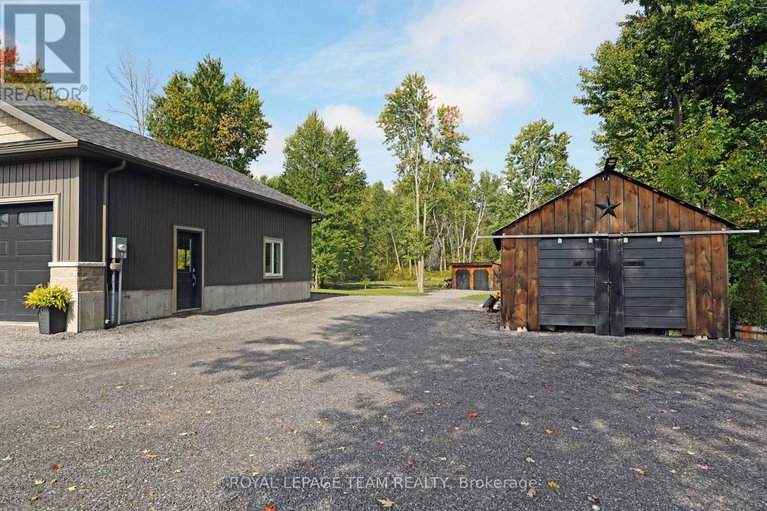 28911703/10527-kirker-road/south-dundas-matilda-twp/south-dundas/ontario/K0E1C0_36