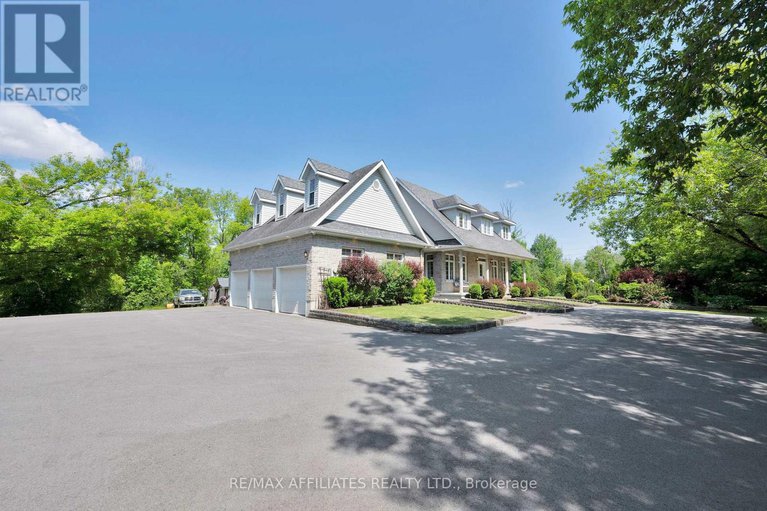 28469895/3-kimini-drive/remainder-of-stittsville-area/ottawa/ontario/K2S1S6_2