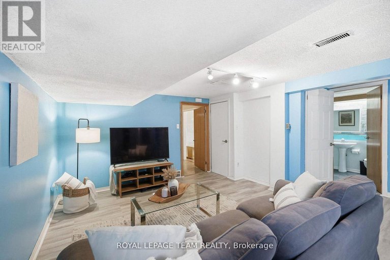 29629371/3246-elizabeth-street/osgoode/ottawa/ontario/K0A2W0_30