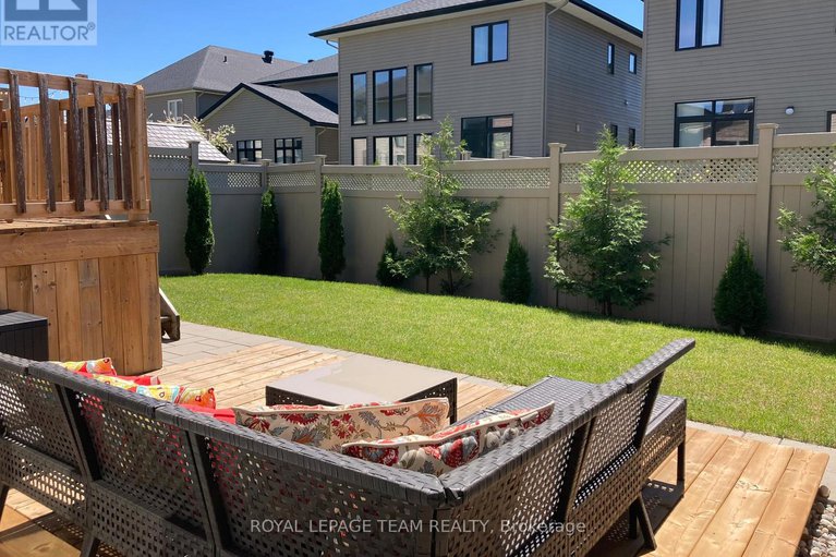 29395003/337-sugar-pine-crescent/bridlewood/ottawa/ontario/K2M0H6_29