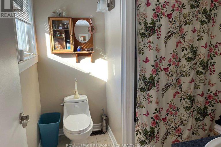 29387790/2110-ste-anne-road/champlain-twp/champlain/ontario/K0B1K0_17