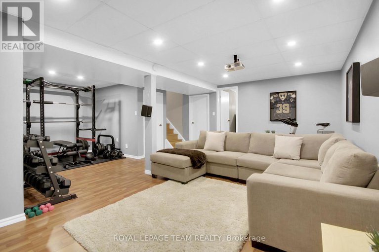 28874941/18-victor-street/stittsville-central/ottawa/ontario/K2S1H9_32