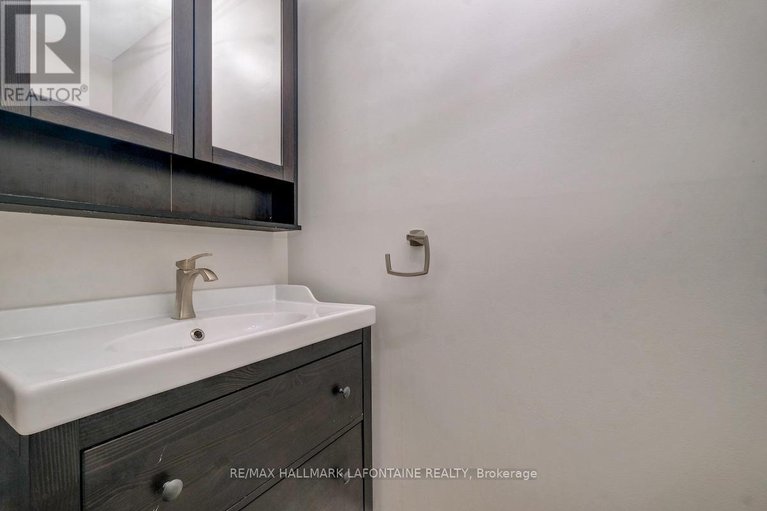 29125136/3365-daoust-avenue/sawmill-creektimbermill/ottawa/ontario/K1T1P3_21