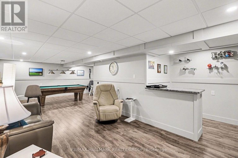 29474227/825-platinum-street/clarencerockland-twp/clarence-rockland/ontario/K4K0J2_31