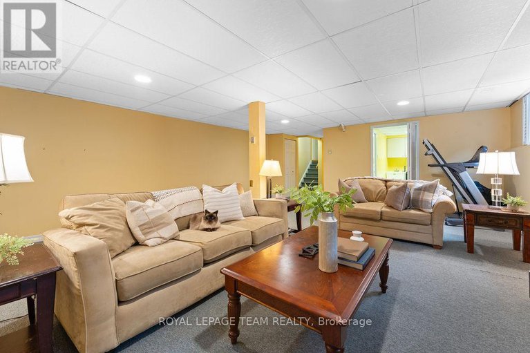 29015991/2684-violet-street/britannia/ottawa/ontario/K2B6X2_33
