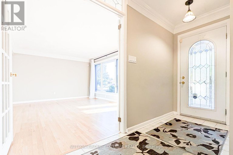 28861066/866-claude-street/castle-heightsrideau-high/ottawa/ontario/K1K2S6_3