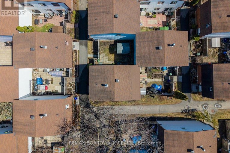 29640034/47-2210-loyola-avenue/beaconwood/ottawa/ontario/K1J8H5_34