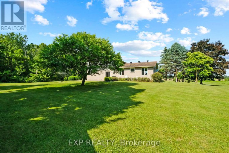 28484309/1376-macdonald-road/russell-twp/russell/ontario/K4R0K1_37