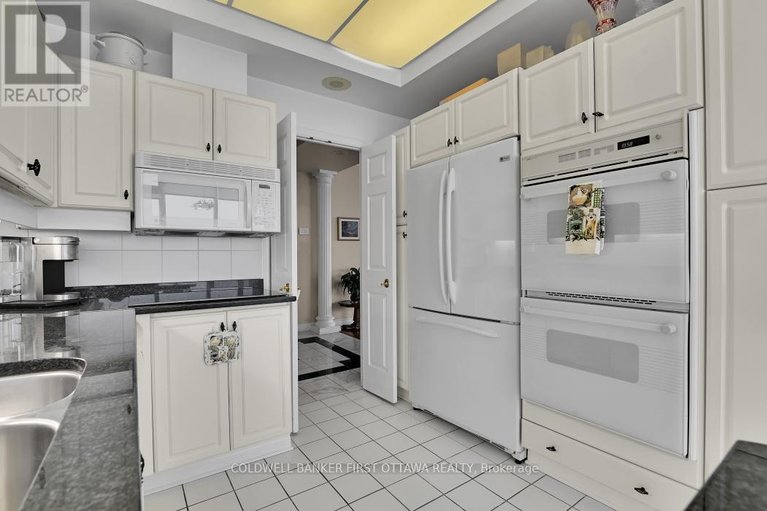 29474230/2702-1480-riverside-drive/riverview-park/ottawa/ontario/K1G5H2_15