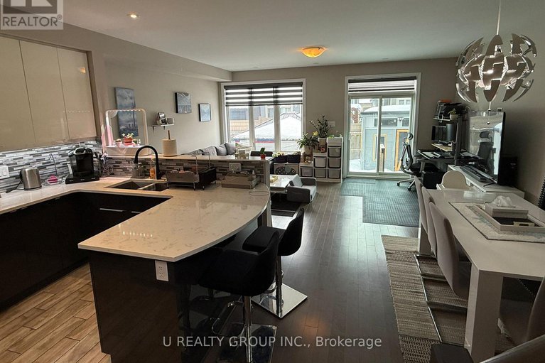 29416136/821-cedar-creek-drive/blossom-parkkemp-parkfindlay-creek/ottawa/ontario/K1T0B3_9