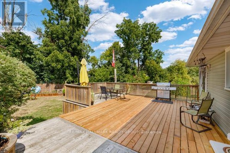 29577962/2-armstrong-place/chesterville/north-dundas/ontario/K0C1H0_32