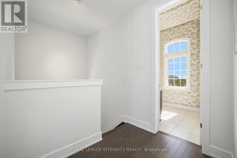 28777177/285-meadowbreeze-drive/emerald-meadowstrailwest/ottawa/ontario/K2M3A6_17