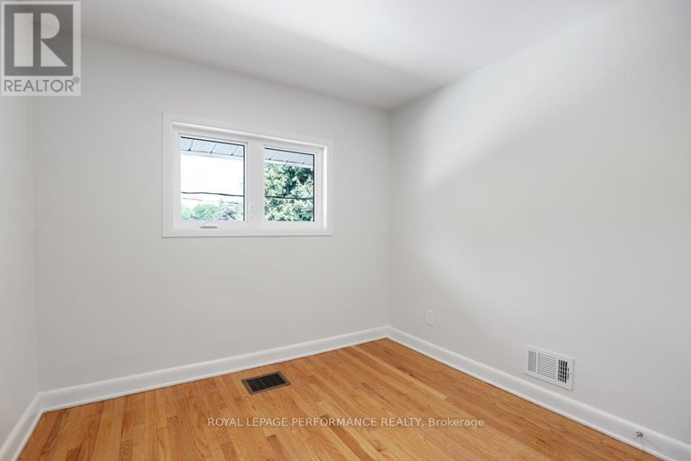 28854775/2265-iris-street/kenson-park/ottawa/ontario/K2C1C1_23