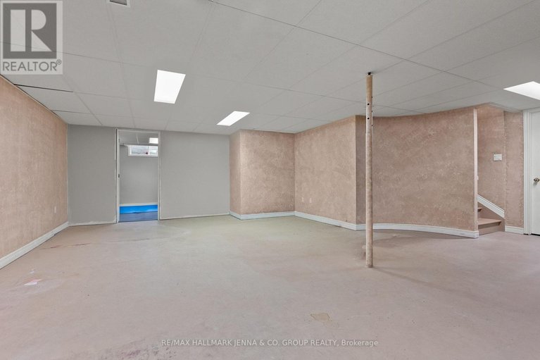 29601661/14-holly-ridge/stittsville-central/ottawa/ontario/K2S1C9_31