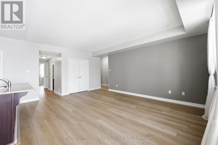 29592888/c-170-hornchurch-lane/longfields/ottawa/ontario/K2J2T3_8