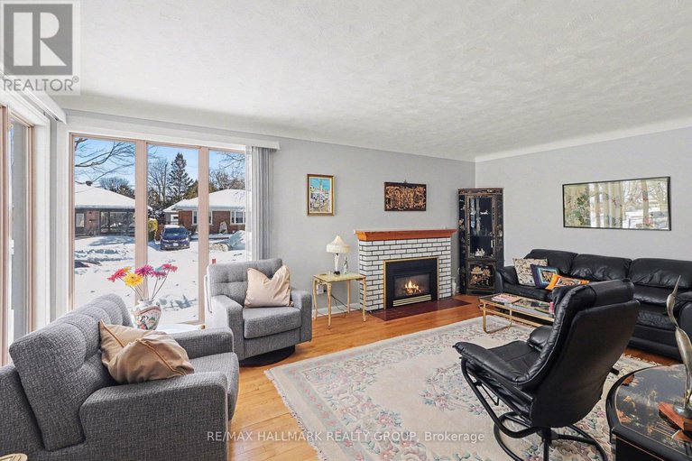 29339650/2004-dorval-avenue/elmvale-acres/ottawa/ontario/K1G2N8_6