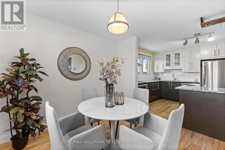 29176561/2155-monson-crescent/beacon-hill-north/ottawa/ontario/K1J6A7_13