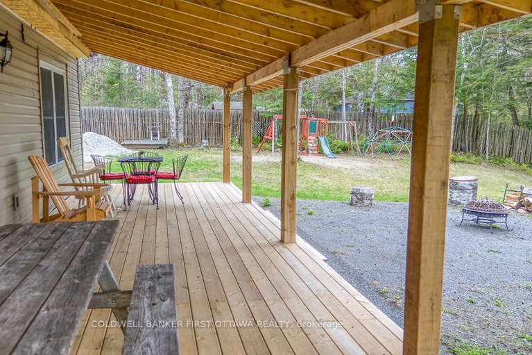 28322122/775-darling-concession-7/lanark-highlands-darling-twp/lanark-highlands/ontario/K0A1P0_20