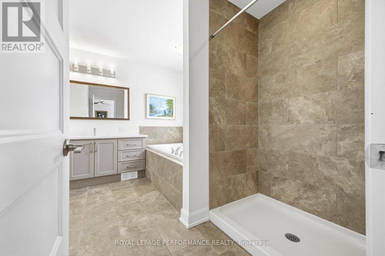 29682193/934-chablis-crescent/embrun/russell/ontario/K0A1W0_18