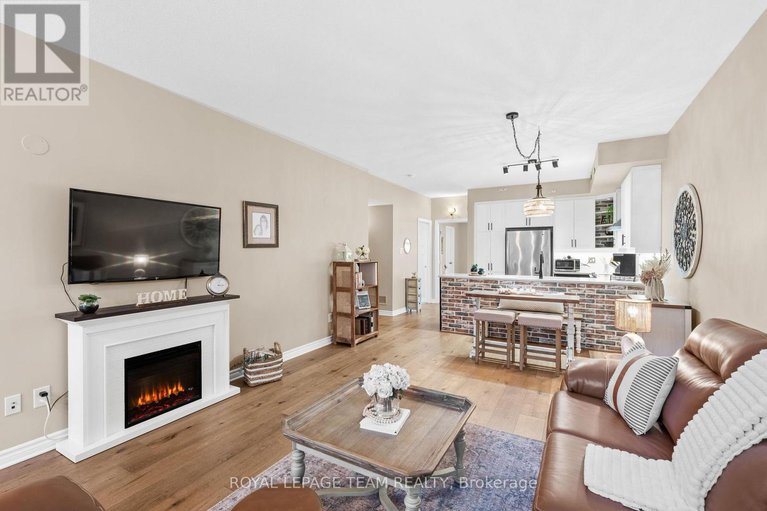 29244733/298-pembina-private/riverside-southgloucester-glen/ottawa/ontario/K4M0G7_9