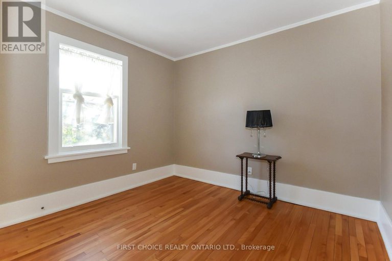 29184407/142-broadway-avenue/glebe/ottawa/ontario/K1S2V8_23