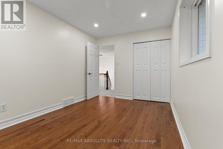 28975181/6-howard-court/hearts-desire/ottawa/ontario/K2J3Z8_20