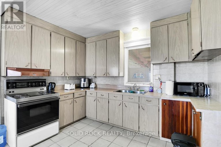 29625820/11049-gilmour-road/south-dundas-matilda-twp/south-dundas/ontario/K0E1C0_10