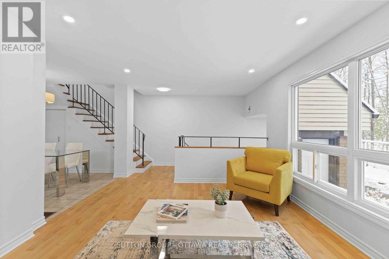 29094493/131-renova-avenue/riverview-park/ottawa/ontario/K1G4C7_6