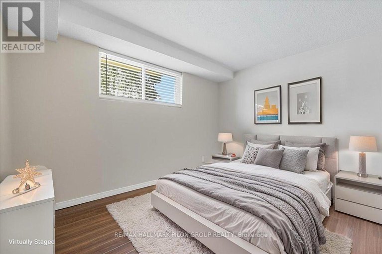 28840953/1577-prestwick-drive/bilberry-creekqueenswood-heights/ottawa/ontario/K1E2E6_12