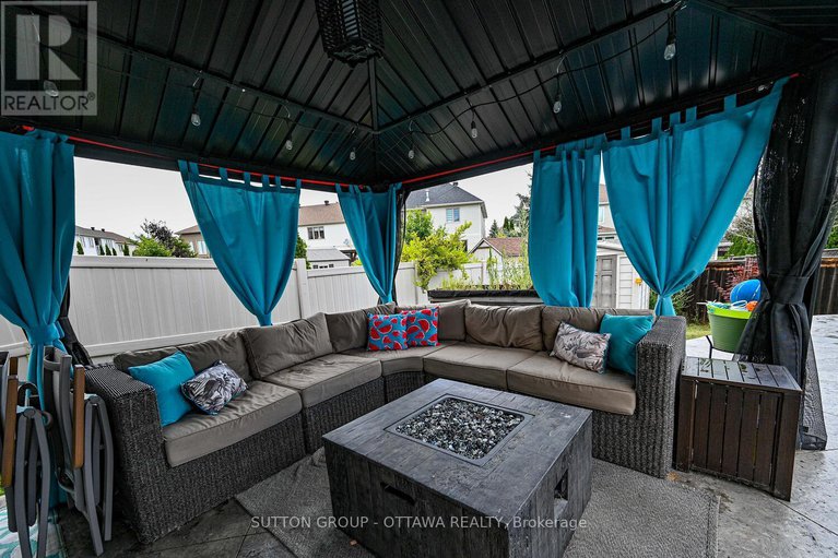 28889219/329-west-ridge-drive/stittsville-south/ottawa/ontario/K2S2G7_34
