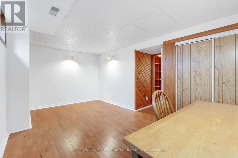 29623295/682-glenhurst-crescent/beacon-hill-north/ottawa/ontario/K1J7B7_28