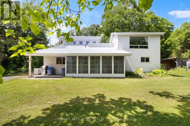 29023925/1655-old-perth-road/mississippi-mills-ramsay-twp/mississippi-mills/ontario/K0A1A0_1