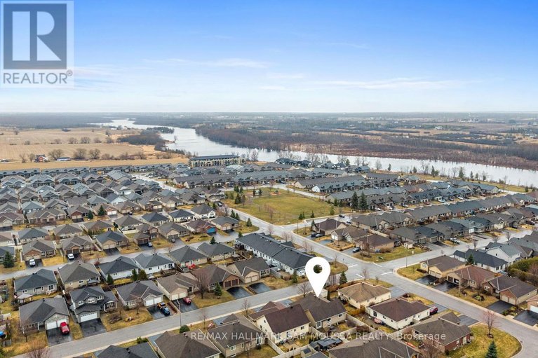 29614140/631-robert-hill-street/almonte/mississippi-mills/ontario/K0A1A0_40