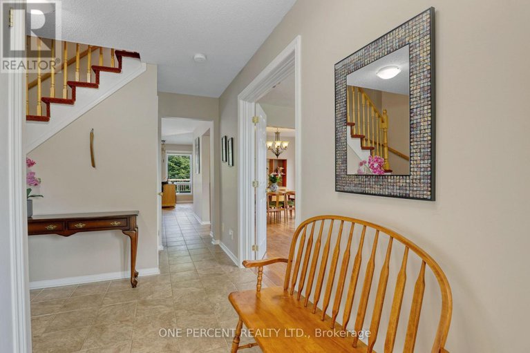 28322814/33-shannondoe-crescent/bridlewood/ottawa/ontario/K2M2H1_4