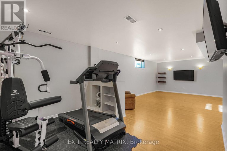 29367173/1183-mulder-avenue/fallingbrookgardenway-south/ottawa/ontario/K4A4H2_34