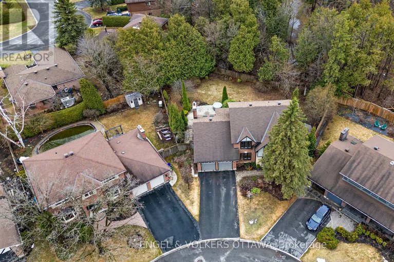 29629040/23-pinecone-trail/stittsville-central/ottawa/ontario/K2S1E1_41
