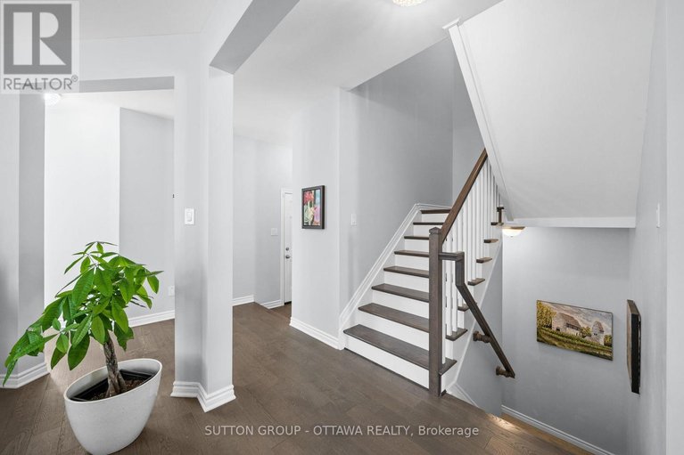 29576737/1013-manege-street/stittsville-south/ottawa/ontario/K2S0Y8_17