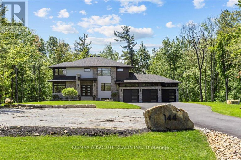 28693954/144-derbeyshire-street/kanata-north-west/ottawa/ontario/K2W0E7_2