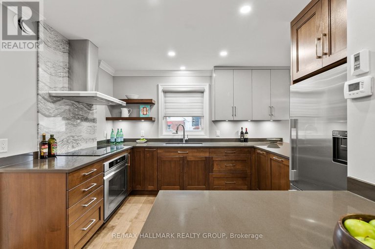 29074498/217-belford-crescent/westborohampton-park/ottawa/ontario/K1Z7A9_7