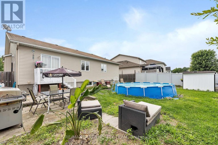 28595130/400-centenaire-street/embrun/russell/ontario/K0A1W0_34