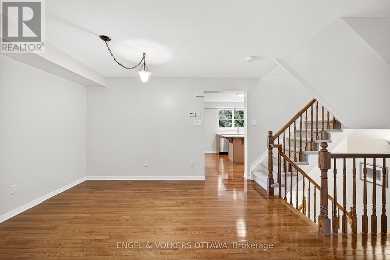 29030963/277-mart-circle/manor-park/ottawa/ontario/K1K4W2_19