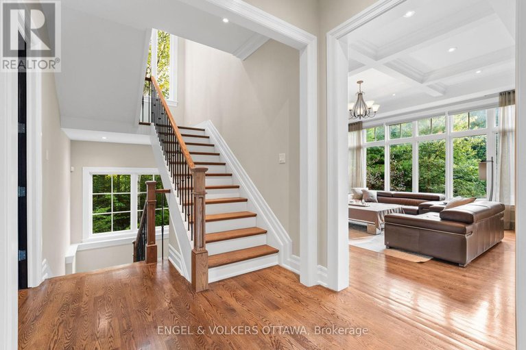 28341949/1408-blackhorse-court/manotick-east-to-manotick-station/ottawa/ontario/K4M0A6_17