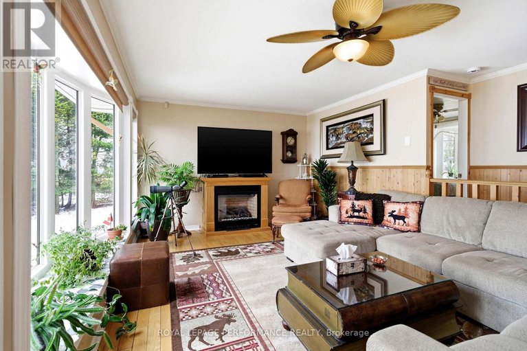 29528770/6588-tree-haven-road/south-glengarry-charlottenburgh-twp/south-glengarry/ontario/K0C2E0_8