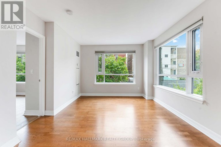 29177546/204-200-besserer-street/sandy-hill/ottawa/ontario/K1N0A7_9