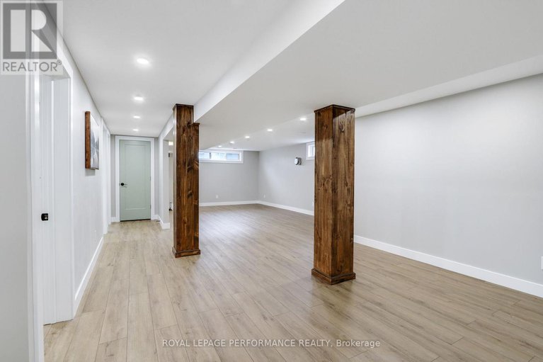 29123803/2320-nerta-street/hawthorne-meadows/ottawa/ontario/K1G1E5_34