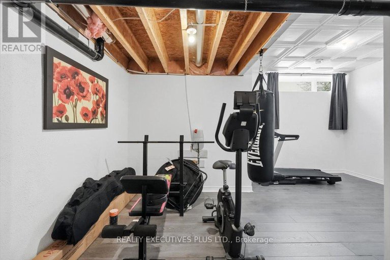 29225784/1082-docteur-corbeil-boulevard/town-of-rockland/clarence-rockland/ontario/K4K0E9_35